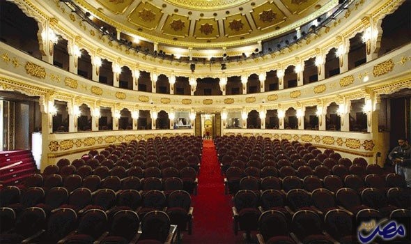 مسرح “ماريينسكي” في بطرسبورغ الروسية يطالب برجوع عمله