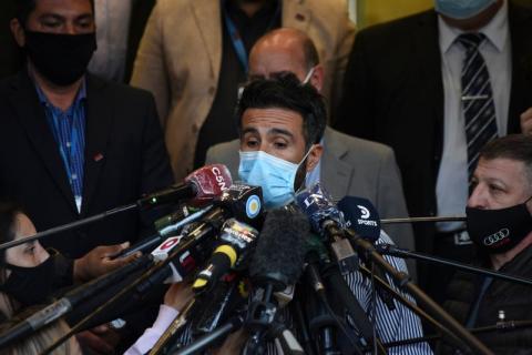 مارادونا باقٍ في المستشفى بعد معاناته حالة من «الارتباك»