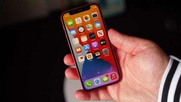 مستخدمو iPhone 12 Mini يعانون من مشاكل