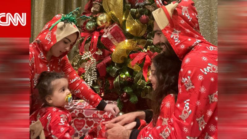 محمد صلاح يثير تفاعلا بنشر صور احتفاله مع عائلته بعيد الميلاد