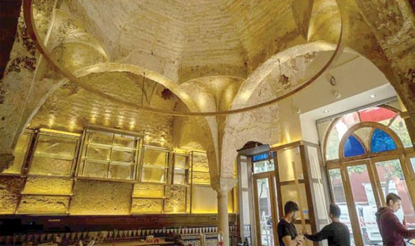 “حمام إسلامي” من القرن الثاني عشر يظهر في حانة في