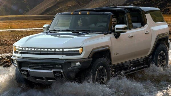 Hummer تكشف عن سيارة الدفع الرباعي الكهربائية الجديدة