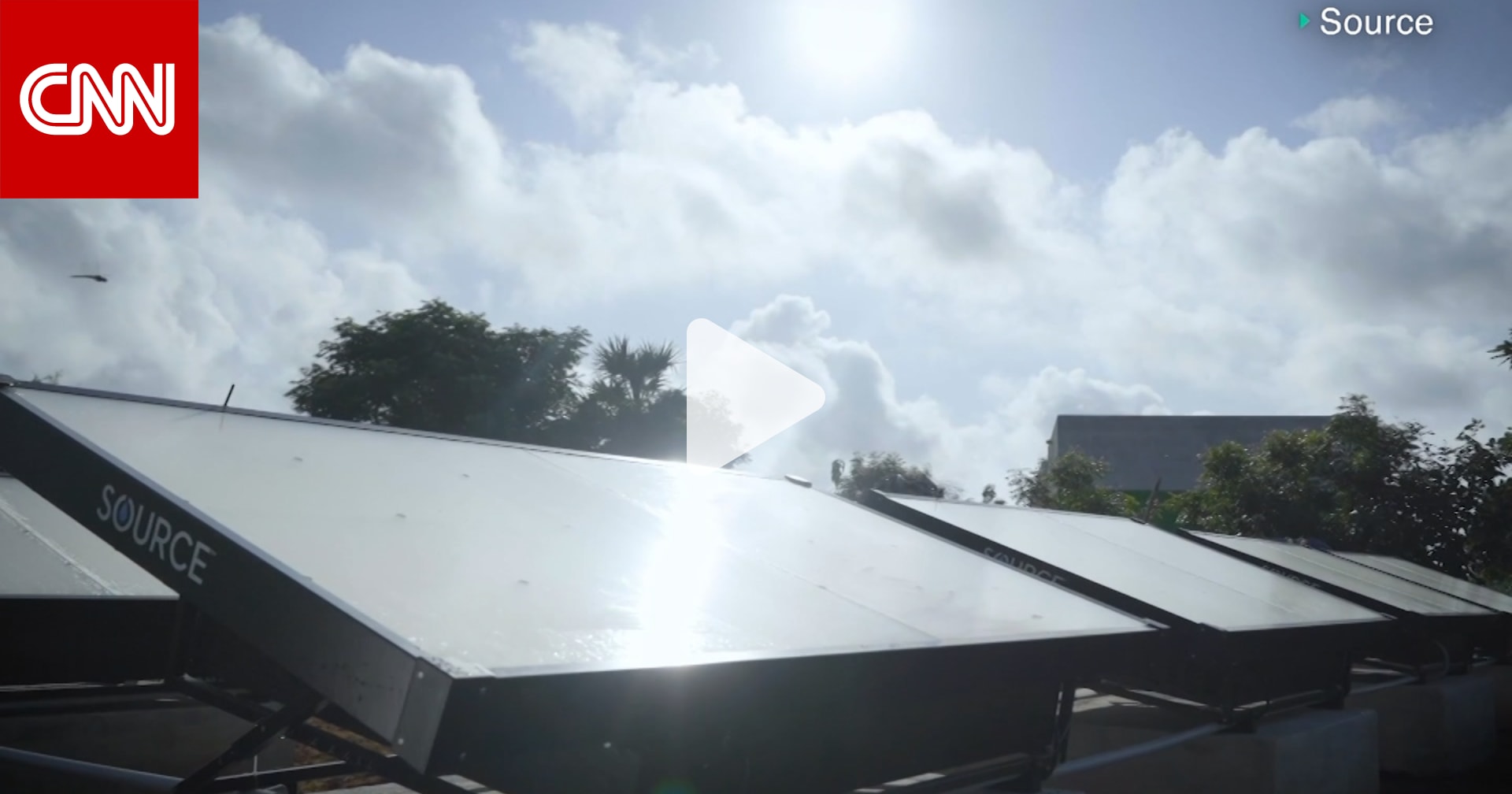 شركة تستخدم طاقة الشمس لتحويل الهواء الى مياه الشرب في دبي.. كيف تفعل ذلك؟