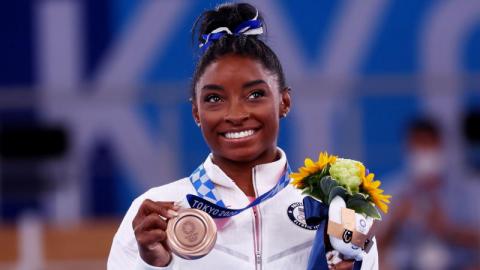 بايلز تختتم مشاركتها في أولمبياد طوكيو ببرونزية عارضة التوازن