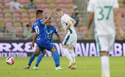 الدوري السعودي: الأهلي يواصل رحلة التعادلات بنقطة الفتح