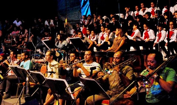 الموسيقى تعود إلى حضرموت اليمنية لترسل عبر الفن رسالة سلام
