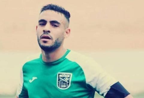 وفاة لاعب جزائري بعد اصطدام بالرأس خلال مباراة في دوري الدرجة الثانية