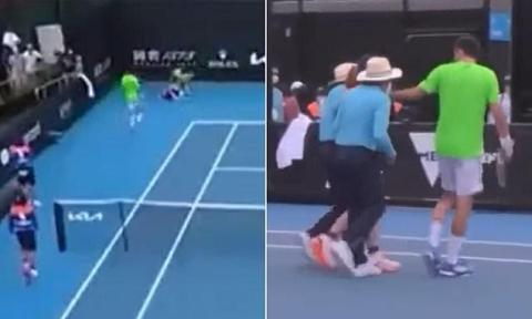 أستراليا المفتوحة: لاعبان يهرعان لمساعدة فتاة جمع الكرات بعد سقوطها (فيديو)