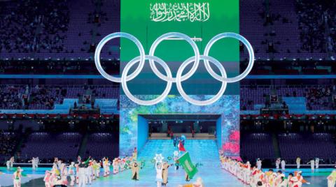 لأول مرة في التاريخ… العلم السعودي يرفرف في «الأولمبياد الشتوي»