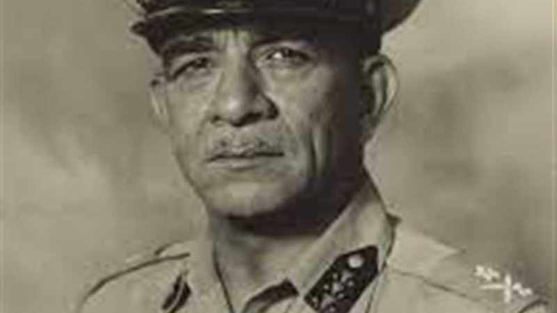«زي النهارده» في 14 نوفمبر 1954.. إقالة محمد نجيب أول رئيس جمهورية لمصر