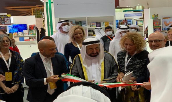 في افتتاحه معرض الشارقة الدولي للكتاب الشيخ سلطان يعلن إنجاز