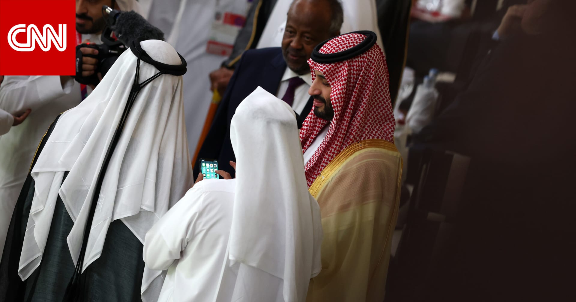 محمد بن سلمان يهنئ رئيس وزراء العراق بعد البطولة الناجحة.. هل استخدم مسمى “كأس الخليج العربي”؟