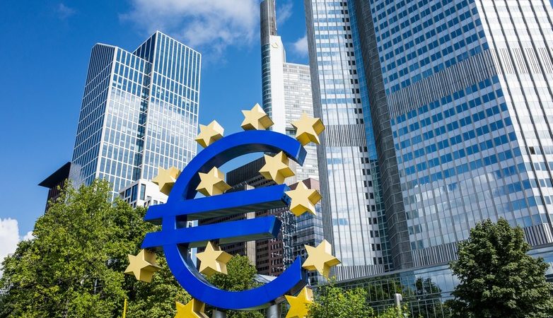 Zone Euro : L’inflation Fléchit Et Repasse Sous Les 10 %