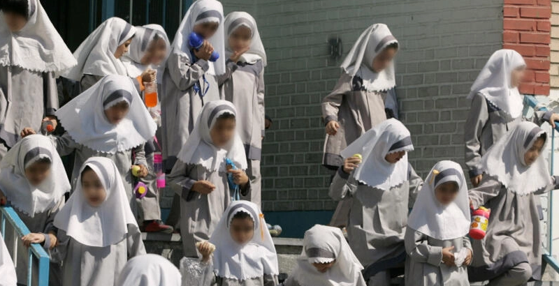 Iran: Empoisonnements Mystérieux De Centaines D’écolières