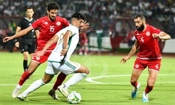 المنتخب الجزائري يتعادل أمام نظيره التونسي 1-1