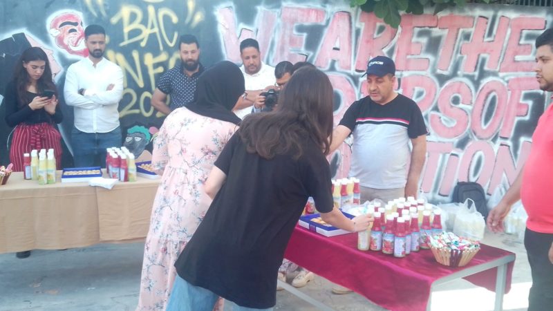 Des bonbons et des gâteries pour les candidats à Sidi Hassine – Univers News