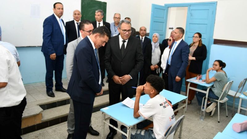 Le ministre de l’Education au centre d’examen Farhat Hached à Bizerte – Univers News