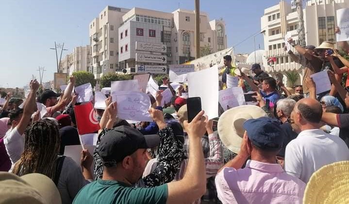 Manifestation contre l’installation illégale des migrants Subsahariens à Sfax – Univers News
