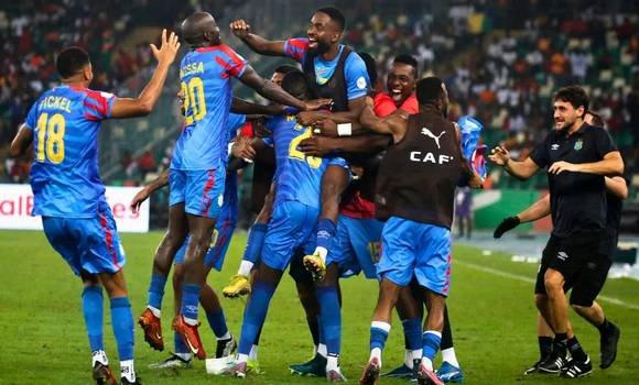 الكونغو الديمقراطية تتأهل إلى الدور نصف النهائي بعد الفوز على غينيا 3-1