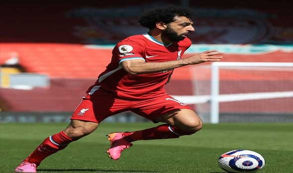 قميص محمد صلاح يُعرض في مزاد ويصل إلى 17 ألف