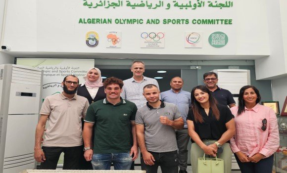 رياضة/ اللجنة الأولمبية والرياضية الجزائرية : تنصيب لجنة الرياضيين الجديدة