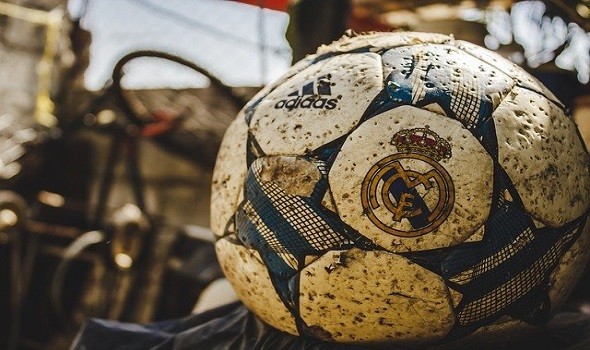 ريال مدريد يهاجم فينيسوس “موهوم” سيضيع ماله ويصبح فقيراً