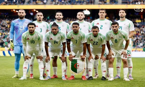 “الفاف” تكشف عن حكام مباراتي بوتسوانا وغينيا