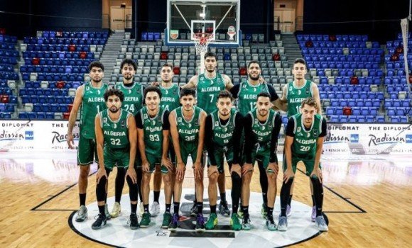 المنتخب الوطني يعود الى أرض الوطن متوجا بلقب البطولة العربية للأمم