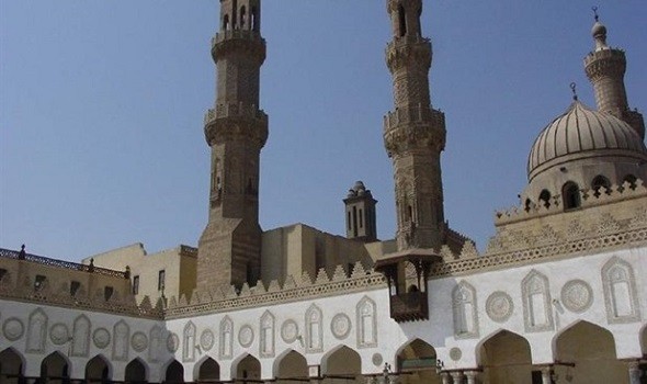 مركز الأزهر للفتوى يوضح حكم الجمعيات المالية بين الموظفين