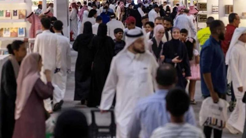 معرض الرياض الدولي للكتاب يواصل فعالياته بمشاركة ألفي دار نشر من 25 دولة