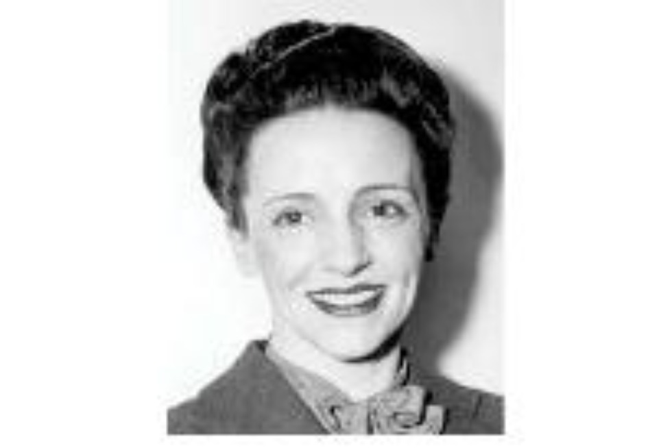 ترجمات.. «التلميذة الخالدة» سيرة أول سيدة تفوز بجائزة نوبل «ماري كوري» كما سردتها ابنتها «إيف»