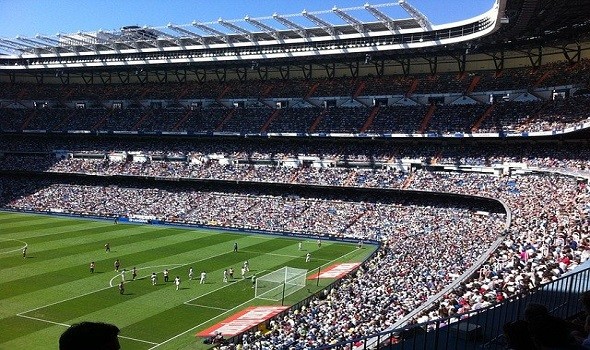 ريال مدريد يسقط بخماسية مدوية أمام أتلتيكو في أول خسارة