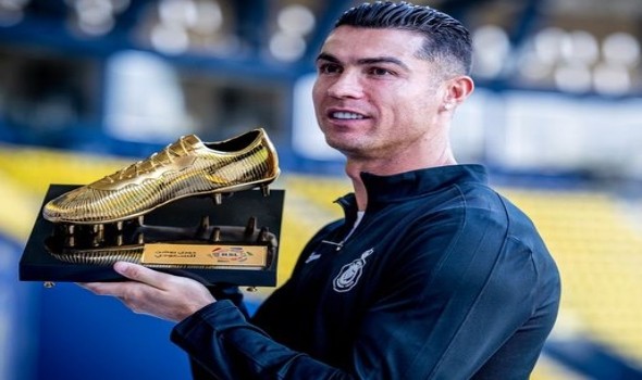 رونالدو يطمح للفوز بالألقاب مع النصر ويعيش حلمه في السعودية