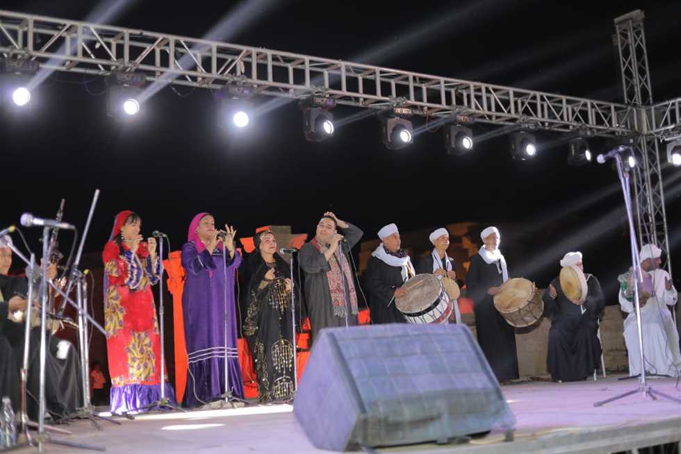 افتتاح مهرجان الفنون والحرف التراثية في معبد دندرة بـ قنا (صور)